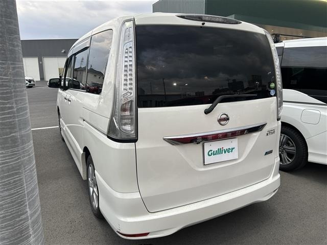 Nissan SERENA 2013 7429427-1