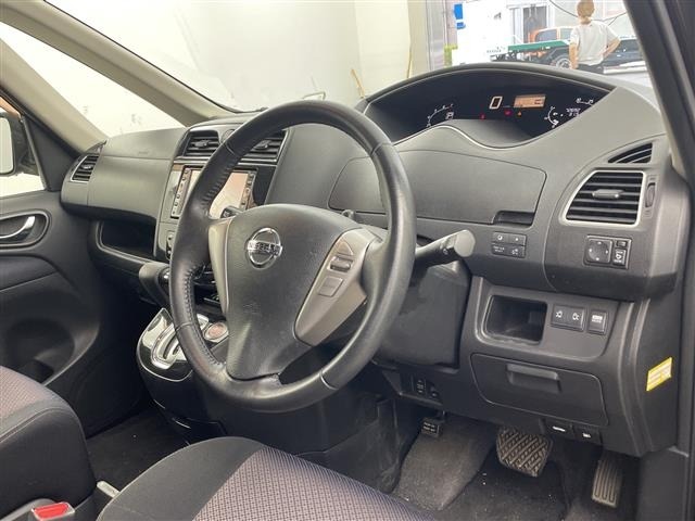Nissan SERENA 2011 7429598-1