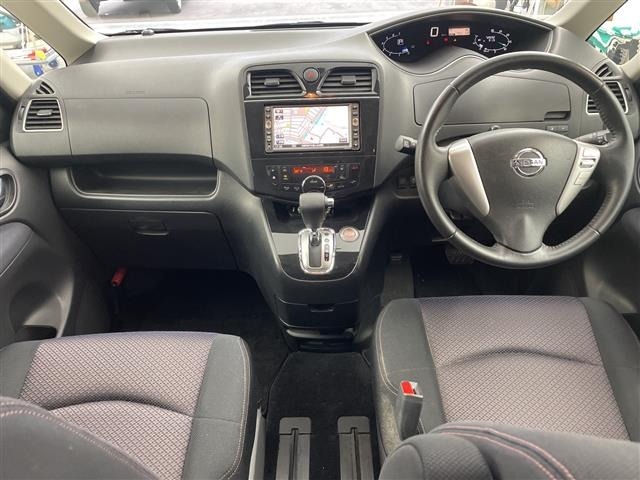 Nissan SERENA 2011 7429598-14