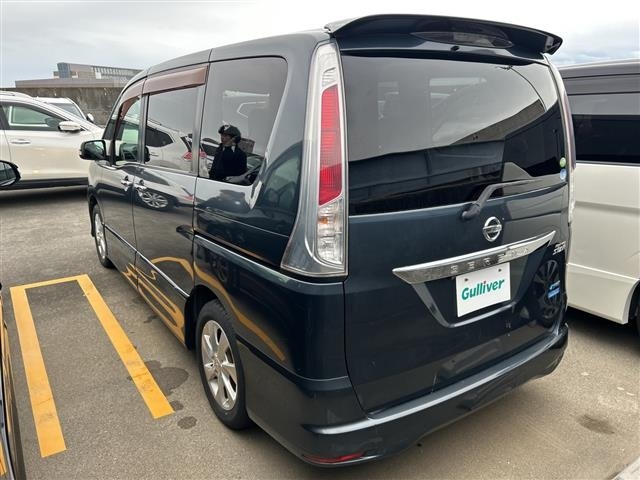 Nissan SERENA 2011 7429635-3