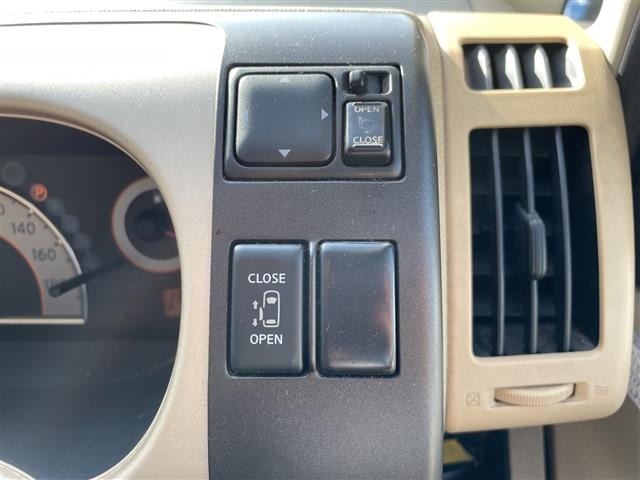 Nissan SERENA 2007 7429639-2