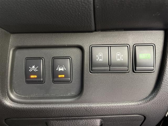 Nissan SERENA 2015 7429641-12