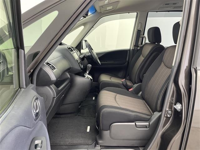 Nissan SERENA 2015 7429641-4