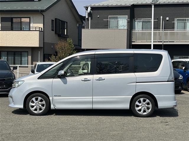 Nissan SERENA 2012 7429645-17