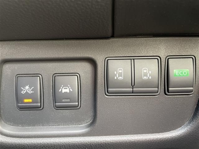 Nissan SERENA 2015 7429648-11