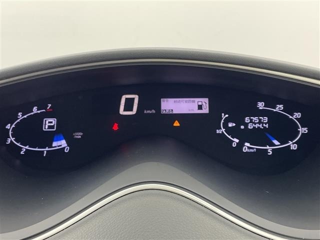 Nissan SERENA 2015 7429676-1