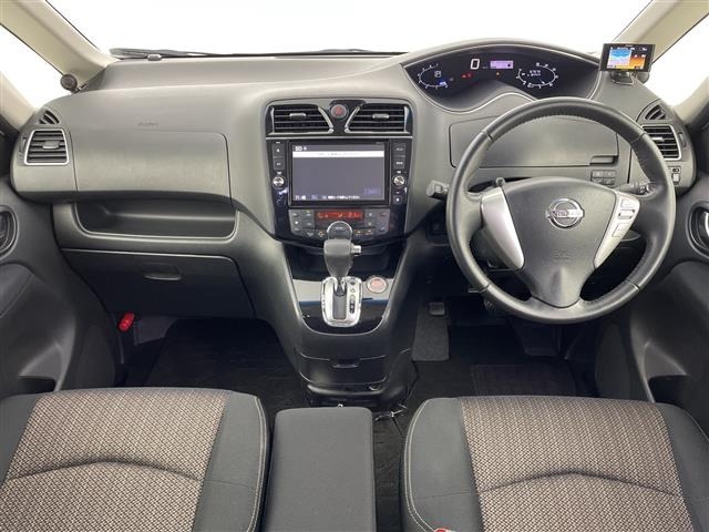 Nissan SERENA 2015 7429676-14