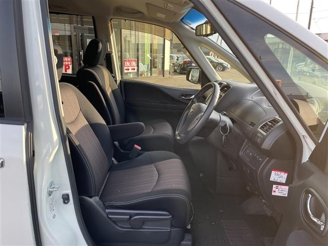 Nissan SERENA 2015 7429691-8