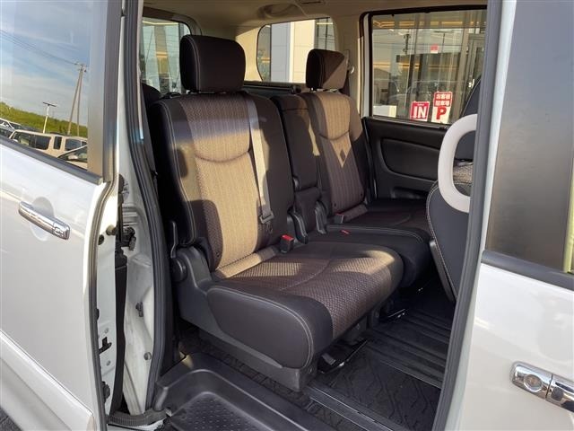Nissan SERENA 2015 7429691-9
