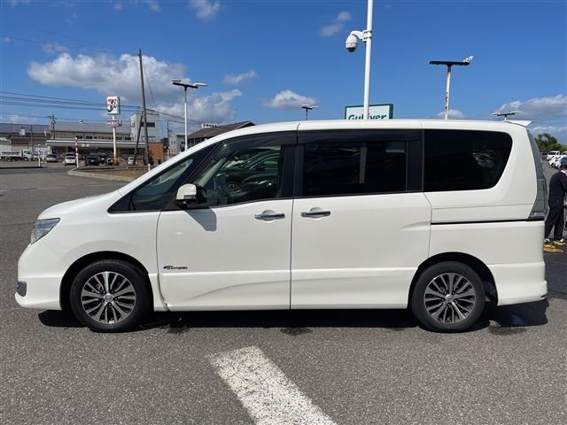Nissan SERENA 2015 7429717-4