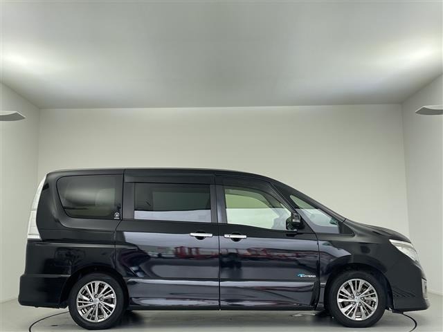 Nissan SERENA 2014 7429718-13
