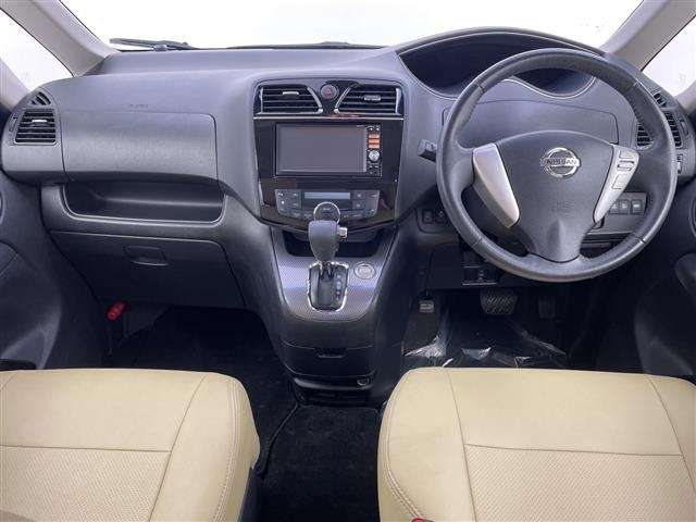 Nissan SERENA 2014 7429718-15