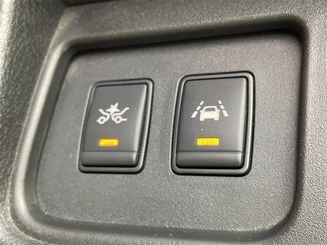 Nissan SERENA 2014 7429718-19
