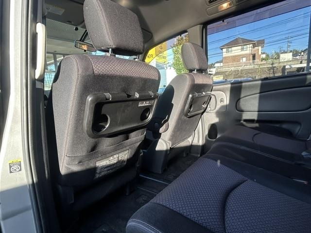 Nissan SERENA 2011 7429738-12
