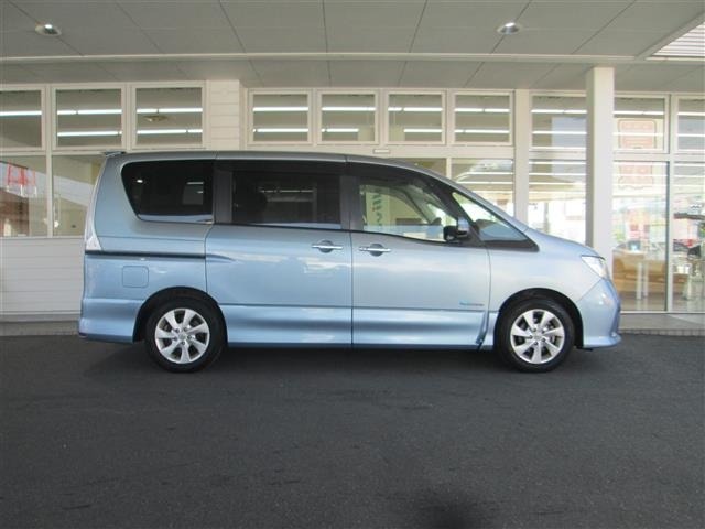 Nissan SERENA 2013 7429744-22