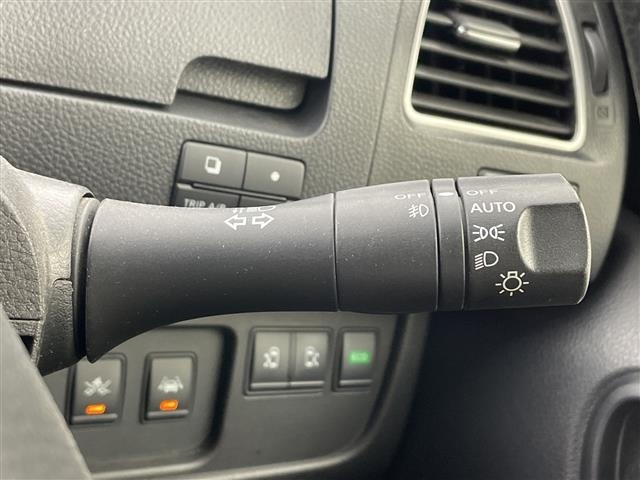 Nissan SERENA 2015 7429756-6