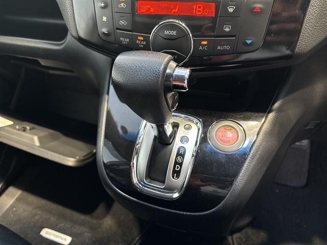 Nissan SERENA 2014 7429768-10