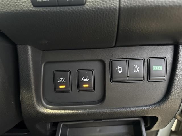 Nissan SERENA 2014 7429768-12