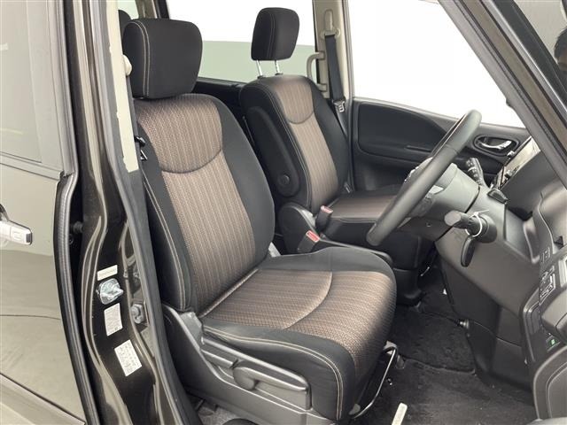 Nissan SERENA 2014 7429770-4