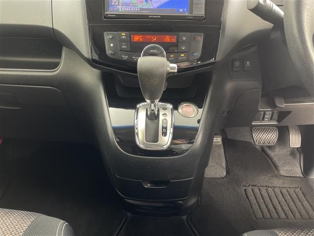 Nissan SERENA 2014 7429791-10