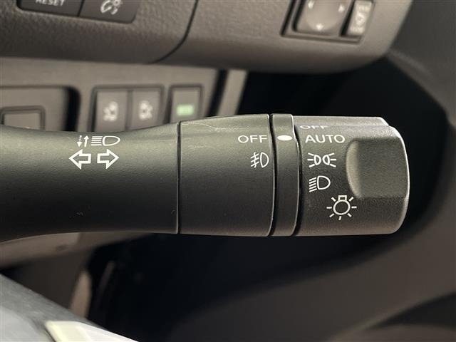 Nissan SERENA 2014 7429791-12