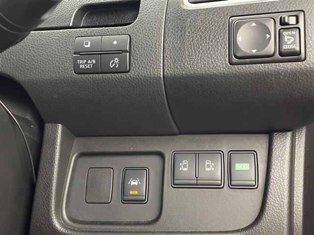 Nissan SERENA 2014 7429791-8