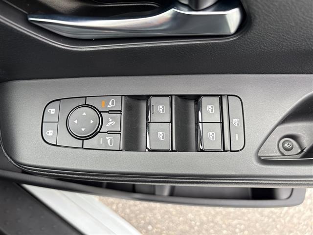 Nissan SERENA 2025 7429808-7