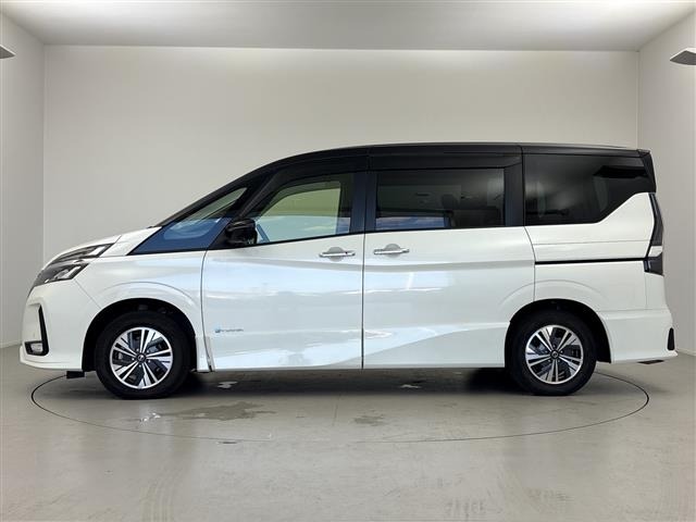 Nissan SERENA 2022 7429831-2