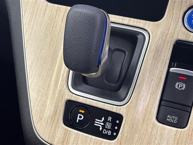 Nissan SERENA 2022 7429831-20