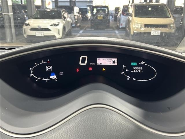 Nissan SERENA 2014 7429846-11