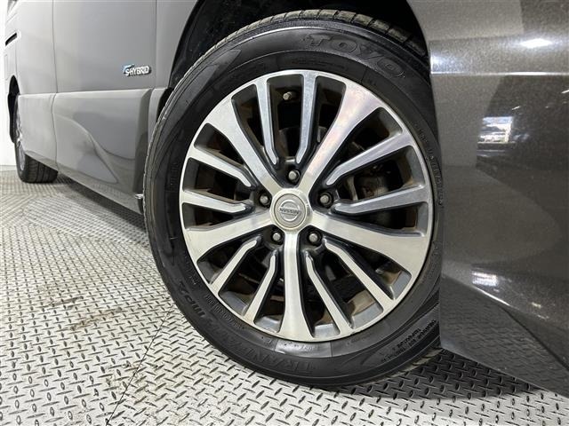 Nissan SERENA 2014 7429846-3