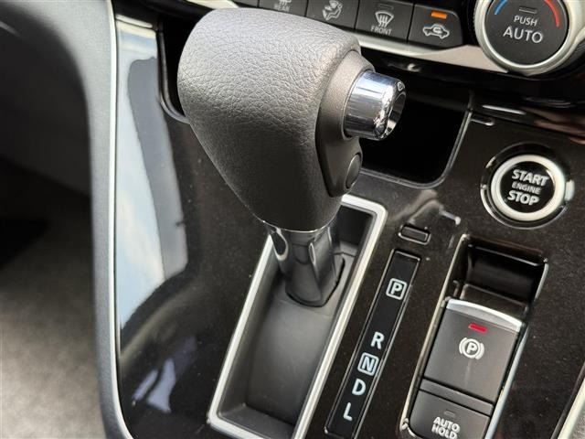 Nissan SERENA 2022 7429850-17