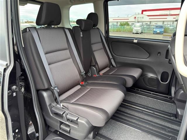 Nissan SERENA 2022 7429850-8