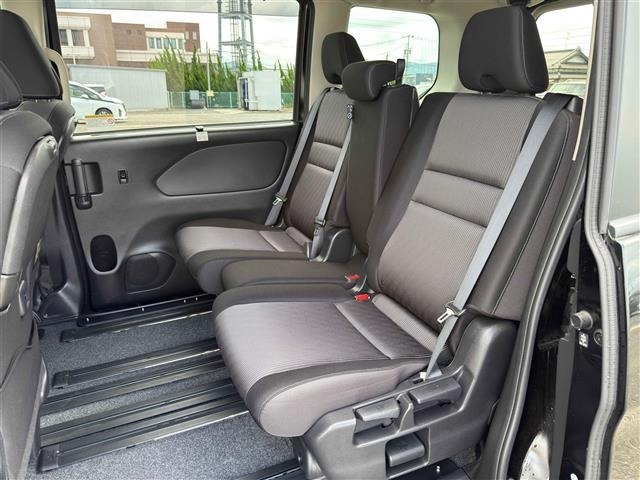 Nissan SERENA 2022 7429850-9