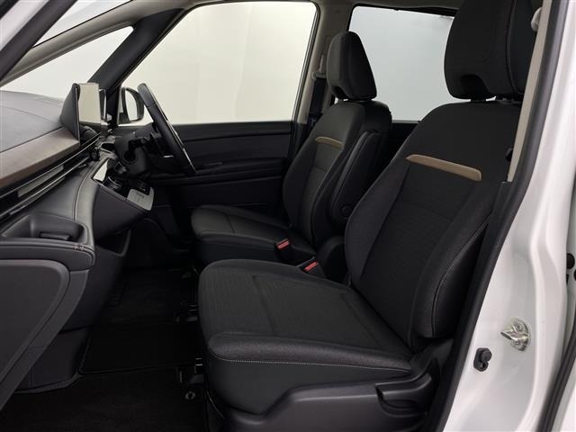 Nissan SERENA 2023 7429852-10