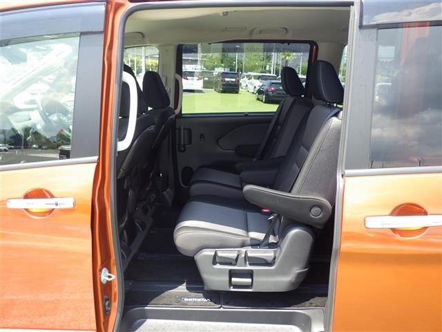Nissan SERENA 2022 7429855-23