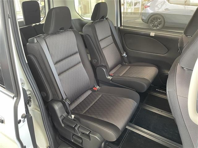 Nissan SERENA 2022 7429858-6