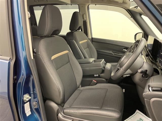 Nissan SERENA 2023 7429869-1