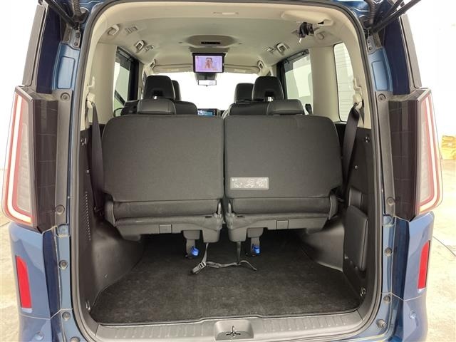 Nissan SERENA 2023 7429869-9