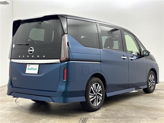 Nissan SERENA 2023 7429872-2