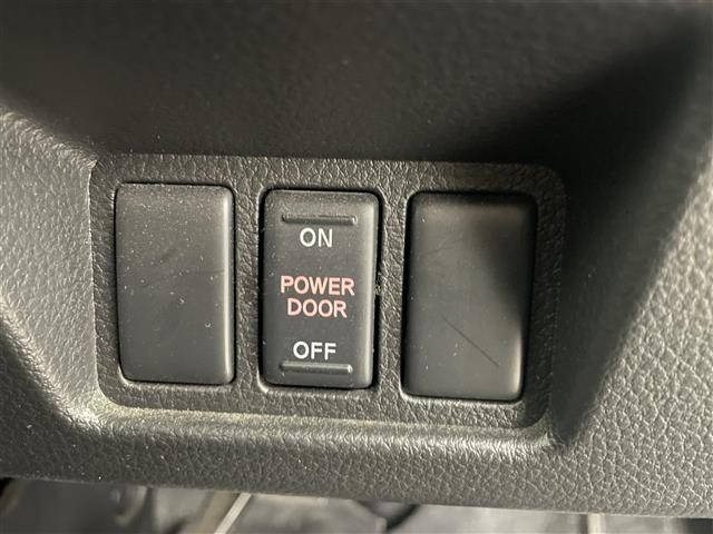 Nissan SERENA 2012 7429879-22