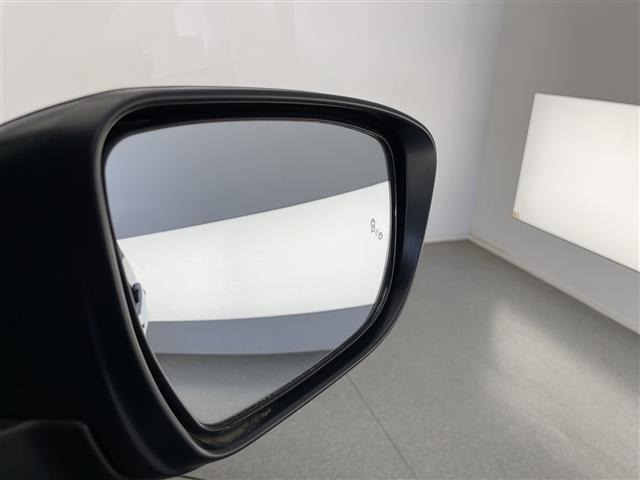 Nissan SERENA 2022 7429888-18
