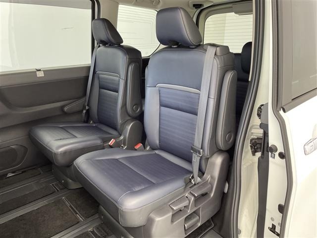 Nissan SERENA 2023 7429889-1