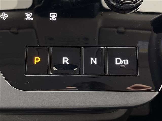 Nissan SERENA 2023 7429889-6