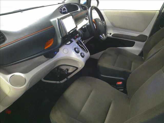 Toyota SIENTA 2016 7429106-3