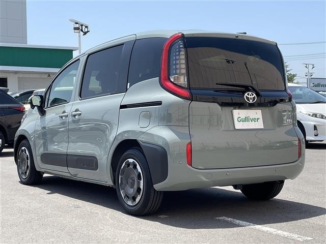 Toyota SIENTA 2024 7429212-13
