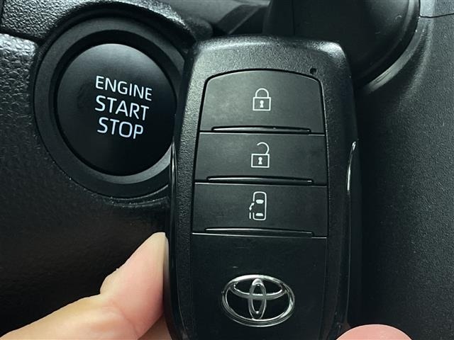 Toyota SIENTA 2025 7429246-3