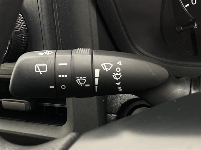 Toyota SIENTA 2025 7429246-6
