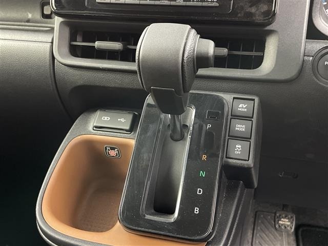 Toyota SIENTA 2025 7429287-18