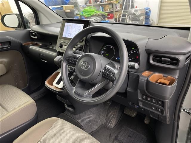 Toyota SIENTA 2025 7429287-2